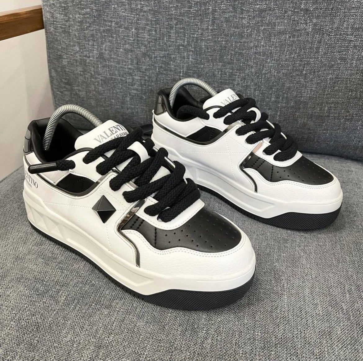 Shoes Valentino Garavani One Stud low-top