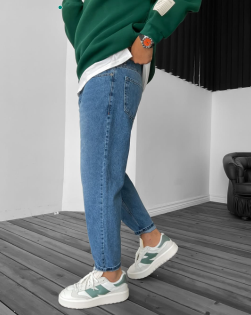 Blue Jeans Slant Pocket Tapered Fit