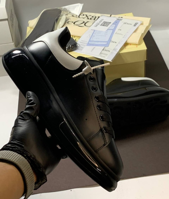 Alexander McQueen Men's Black/White Oversized Sneakers