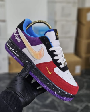 Nike Air Force 1 '09 LV8