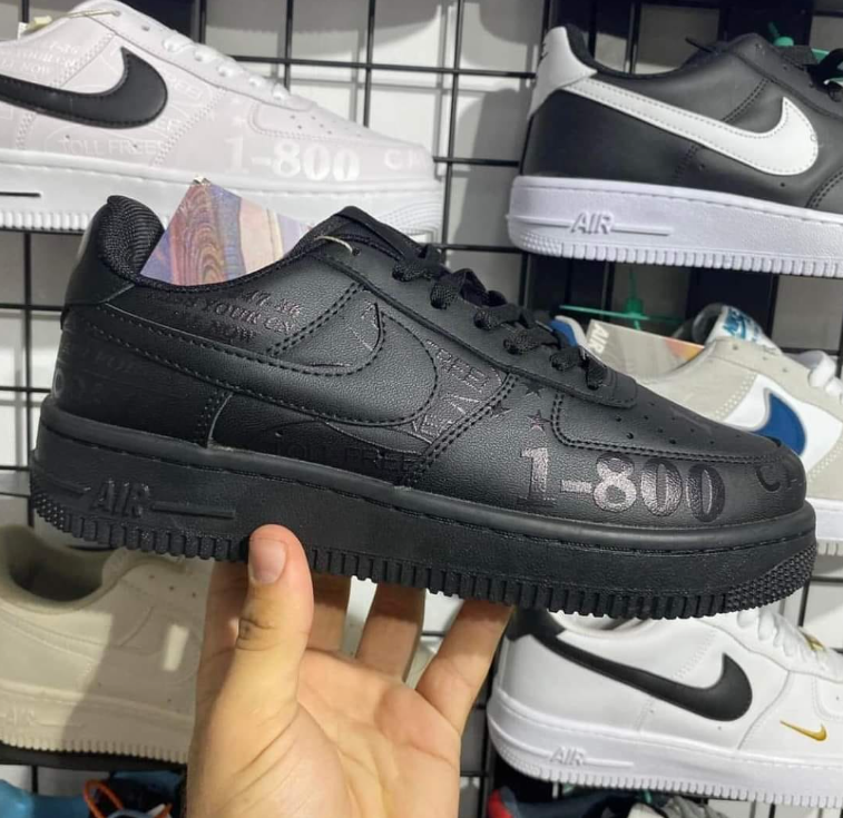 Nike Air Force 1 '07 black/white mens sneakers