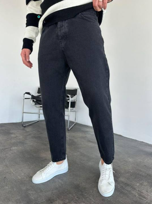 Mom-fit jeans for mens